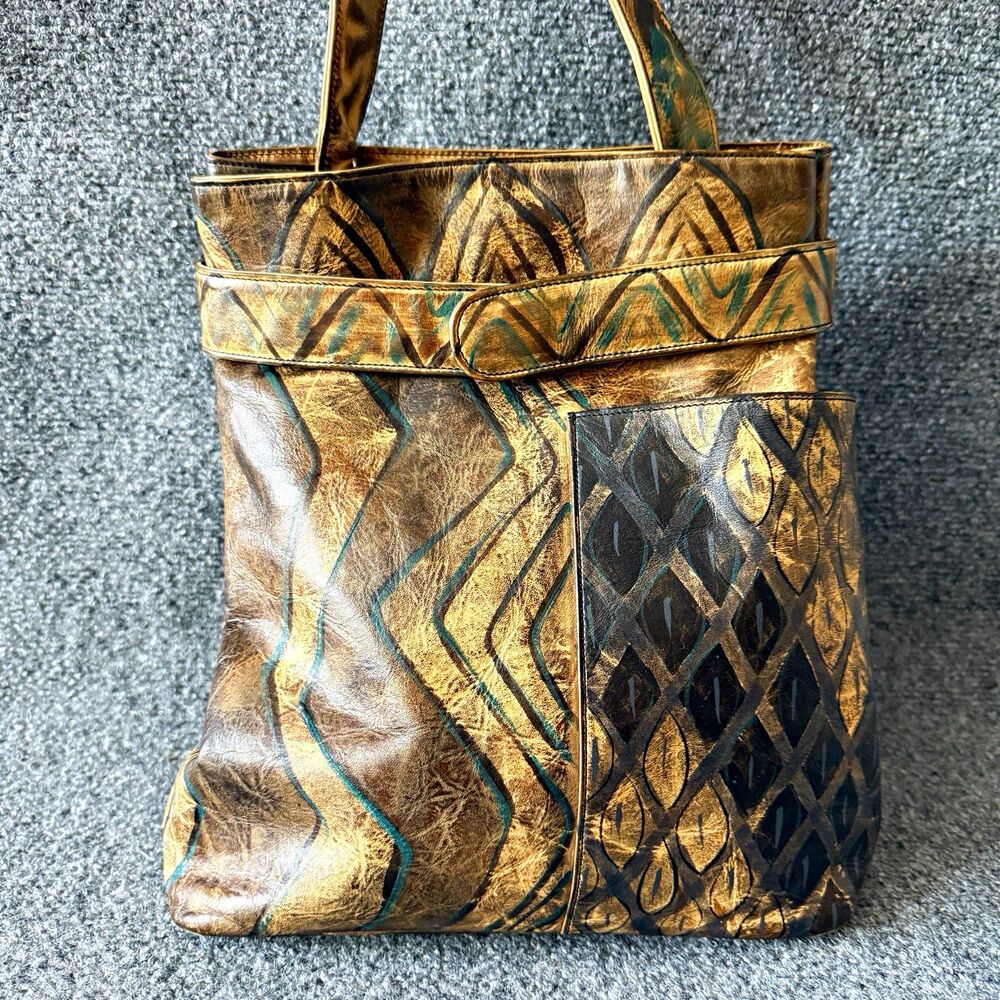 Jane Yoo Metallic Geometric Shoulder Bag Medium Brown/Gold Zip Pockets Strap